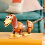 اکشن فیگور سخنگوی سگ اسلینکی کد Slinky Dog 415E